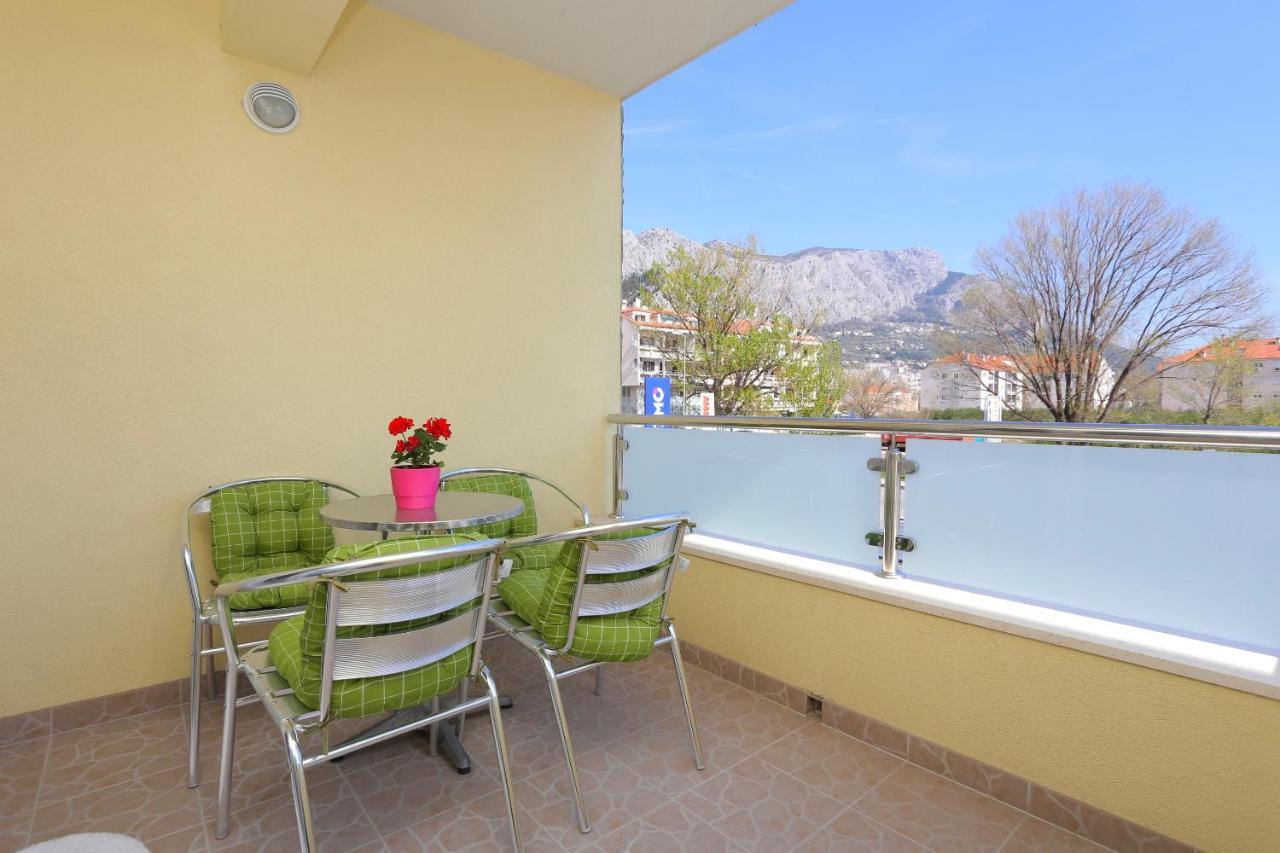 Apartments With A Parking Space Omis - 10362 Екстериор снимка